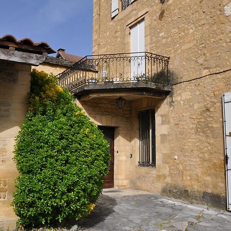 Appartement La Couronne Сарла-ла-Канеда Екстер'єр фото