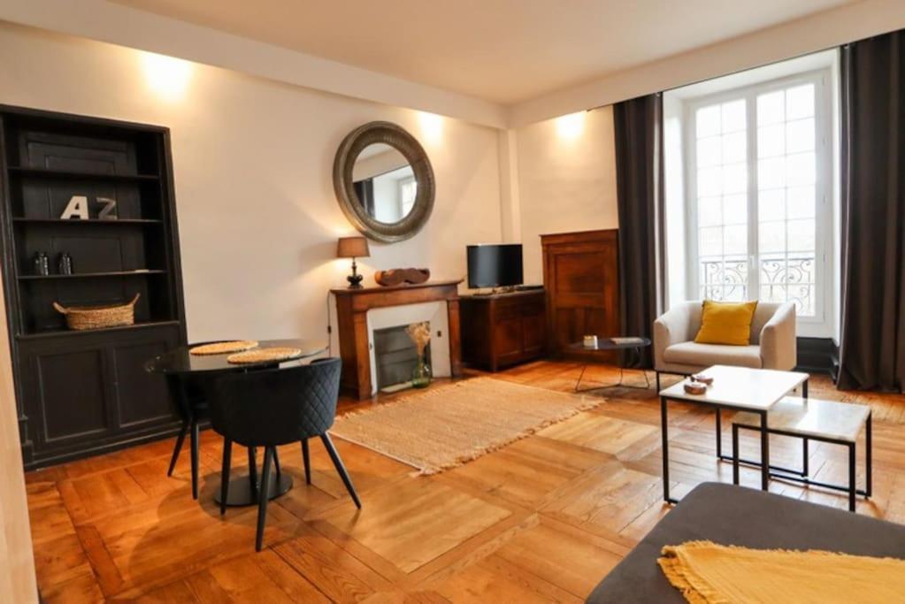 Appartement La Couronne Сарла-ла-Канеда Екстер'єр фото